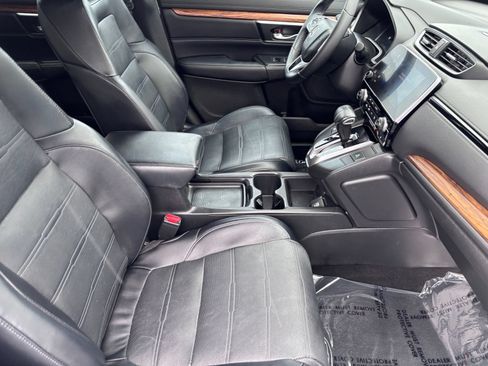 Used 2018 Honda CR-V Touring image 14