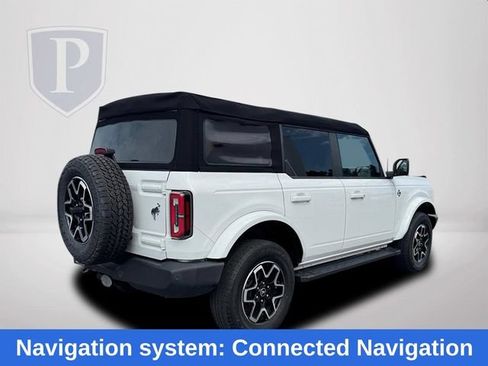 Used 2024 Ford Bronco Outer Banks AWD/4WD image 7