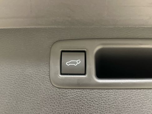 New 2026 Toyota Highlander Limited image 13