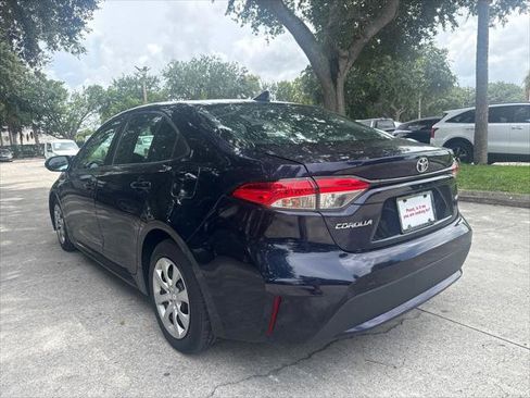 Used 2021 Toyota Corolla LE FWD image 9