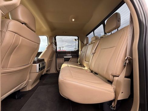 Used 2018 Ford F150 Lariat w/ Equipment Group 501A Mid image 21