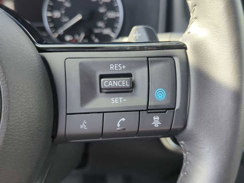 Used 2021 Nissan Rogue SL w/ Premium Package image 26