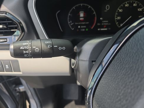 Used 2025 Honda Pilot EX-L image 28