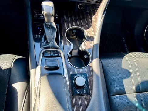 Used 2016 Lexus RX 350 AWD w/ Luxury Package image 25