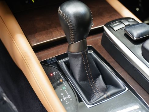 Used 2013 Lexus GS 350 w/ Premium Pkg RWD image 25