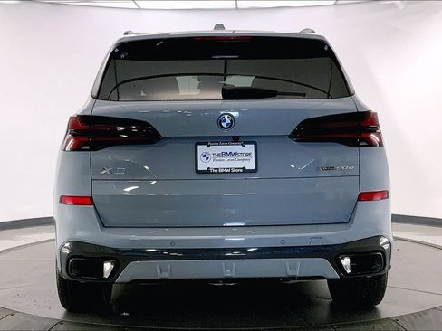 Certified 2024 BMW X5 xDrive50e AWD/4WD image 3