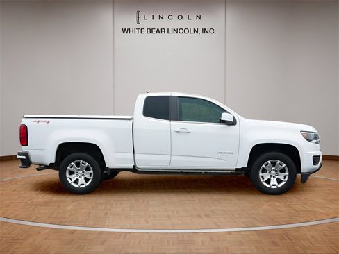 Used 2020 Chevrolet Colorado LT w/ Safety Package image 4