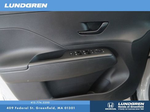 Used 2025 Hyundai Kona SEL AWD/4WD image 15