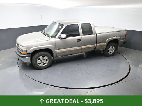 Used 2001 Chevrolet Silverado 1500 LS w/ Firm Ride Suspension Pkg AWD/4WD image 18