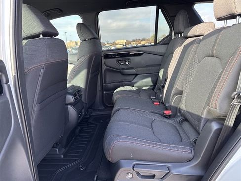 New 2025 Honda Pilot Sport image 14