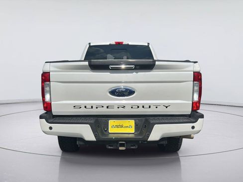 Used 2019 Ford F250 Lariat AWD/4WD image 5