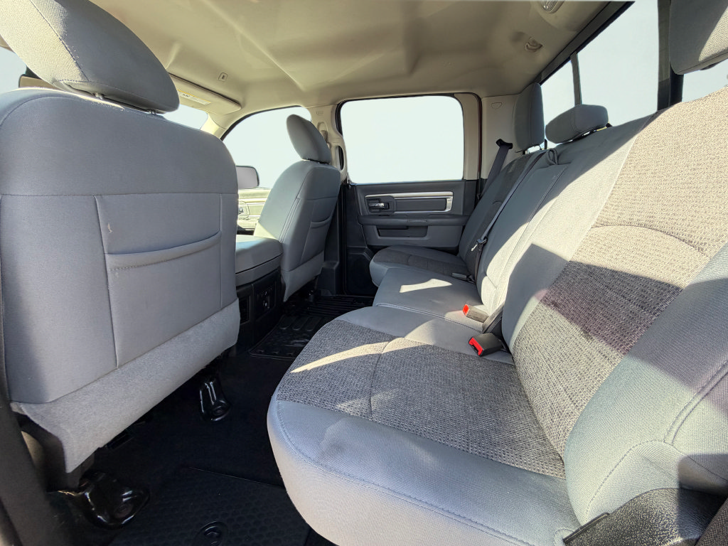 Used 2017 RAM 1500 Classic SLT w/ Luxury Group AWD/4WD image 49