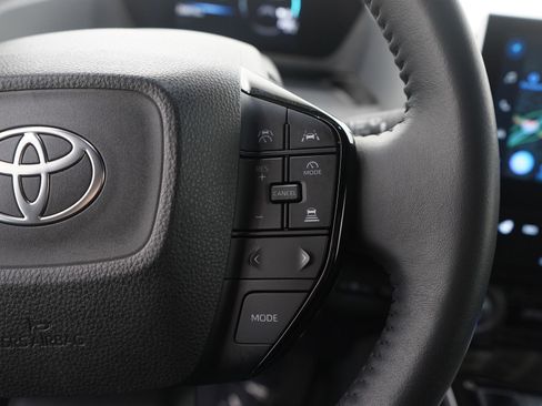 Used 2024 Toyota bZ4X XLE image 26