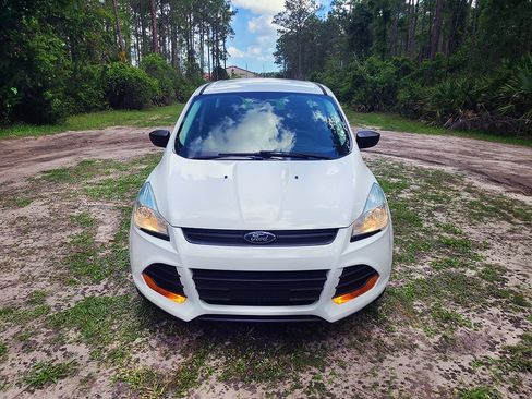 Used 2015 Ford Escape S FWD image 2