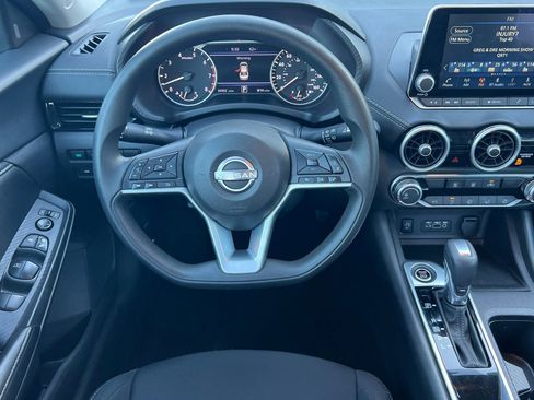 Used 2024 Nissan Sentra SV image 14