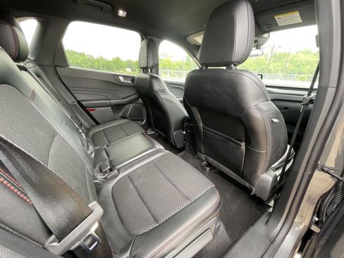 Used 2025 Ford Escape ST-Line AWD/4WD image 38