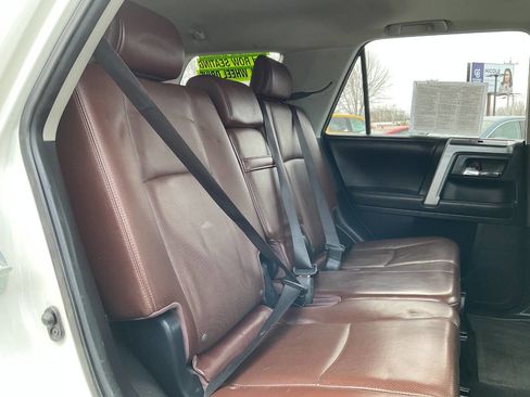 Used 2016 Toyota 4Runner Limited image 40