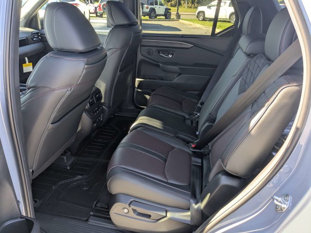 New 2026 Honda Pilot Black Edition image 15