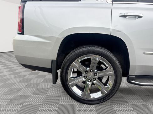 Used 2015 GMC Yukon SLT w/ Open Road Package AWD/4WD image 30
