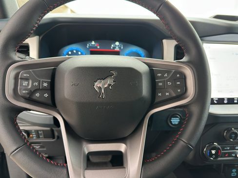 New 2025 Ford Bronco Heritage Edition image 13