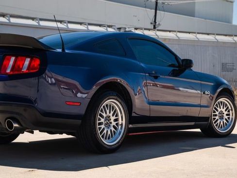 Used 2012 Ford Mustang GT Premium w/ Security Pkg RWD image 49