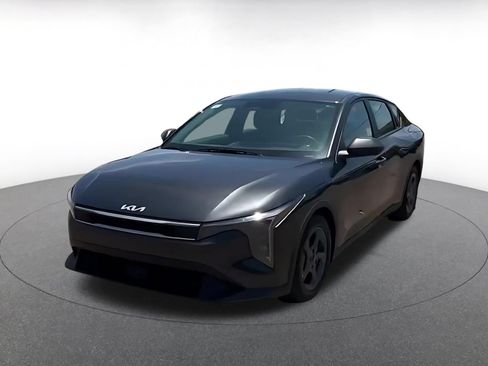Used 2025 Kia K4 FWD image 8