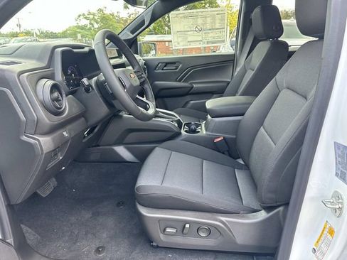 New 2026 Chevrolet Colorado W/T w/ Advanced Trailering Package AWD/4WD image 9