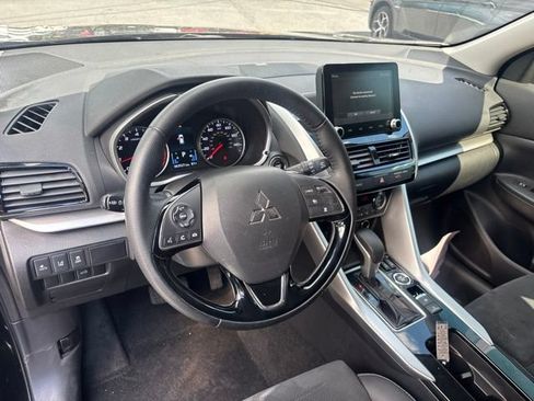 Used 2024 Mitsubishi Eclipse Cross AWD image 11
