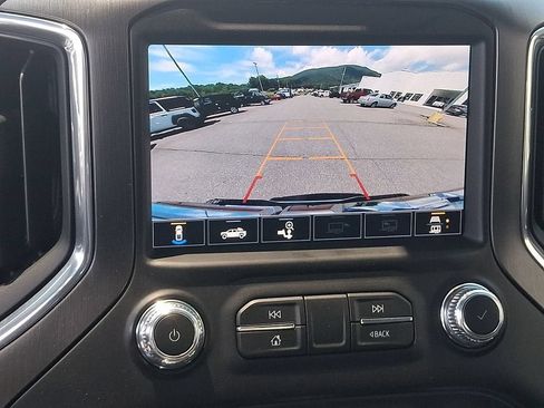Used 2022 GMC Sierra 2500 AT4 w/ Gooseneck/5TH Wheel Package AWD/4WD image 18