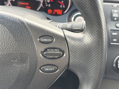 Used 2012 Nissan Altima 2.5 S FWD image 18