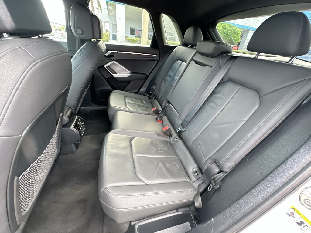 Used 2019 Audi Q3 2.0T Premium AWD/4WD image 24