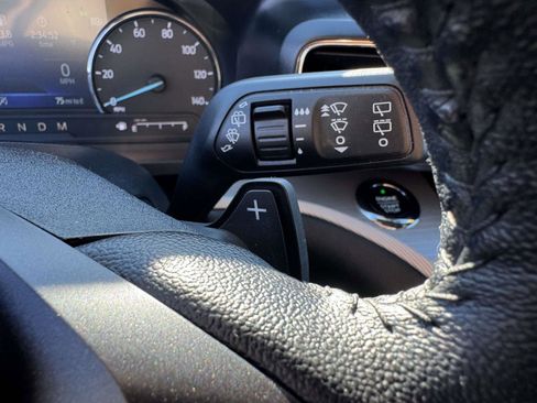 Used 2020 Ford Explorer XLT w/ Equipment Group 202A image 27