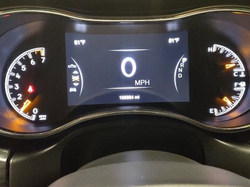 Used 2019 Jeep Grand Cherokee Limited X image 23