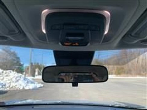 Used 2022 Toyota Corolla Cross LE image 30