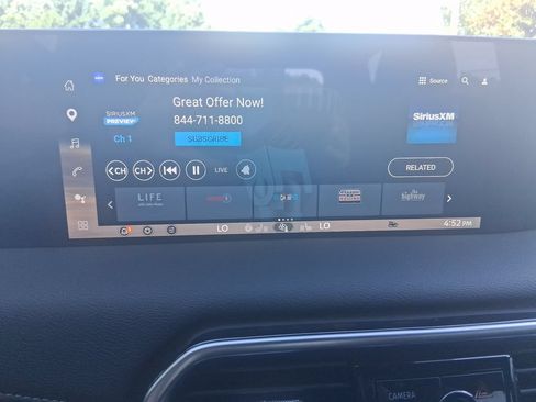 Used 2026 Nissan Armada SL w/ Captain's Chari Seat Package RWD image 17