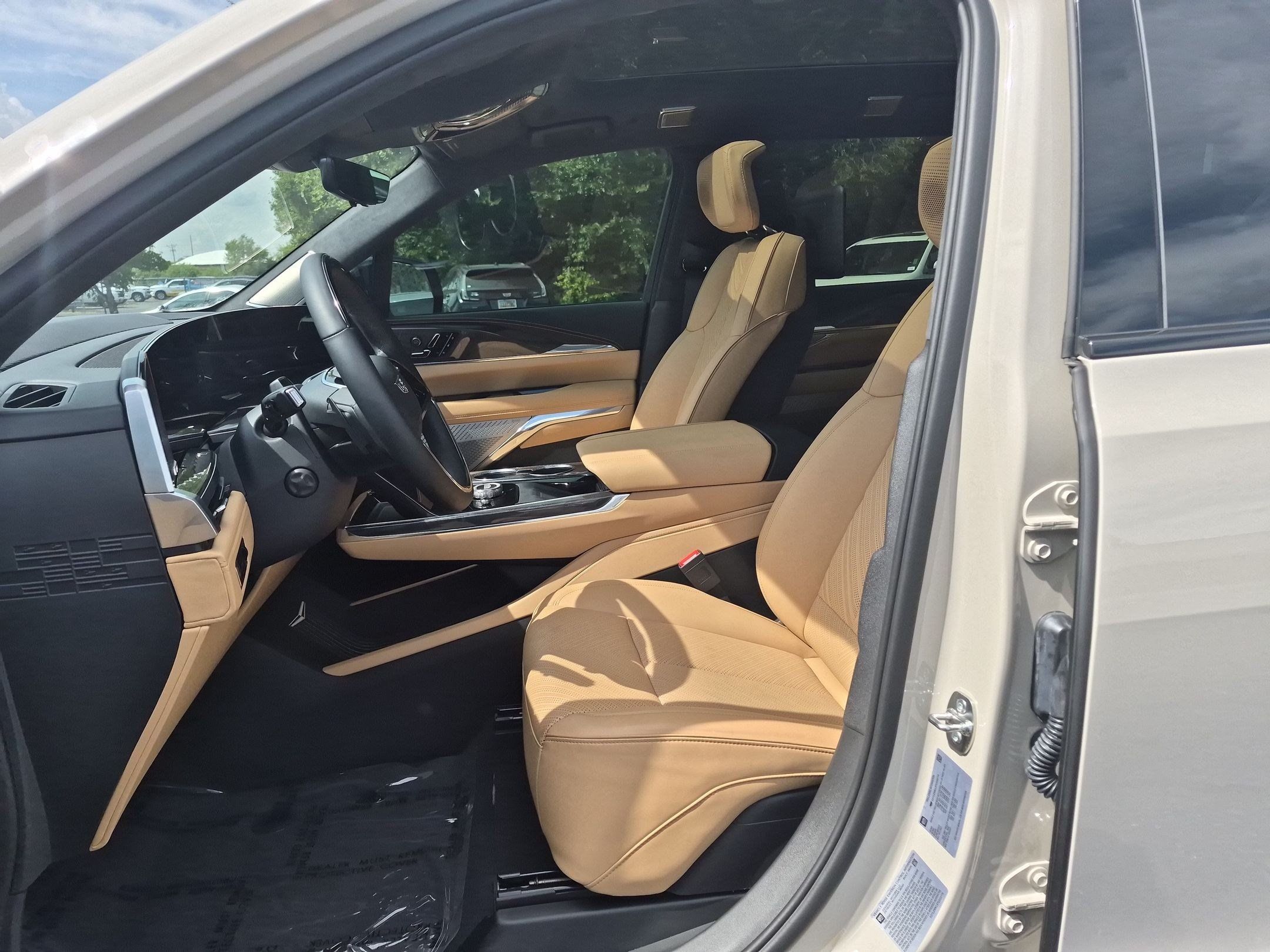 Certified 2026 Cadillac Escalade IQL Sport 2 AWD/4WD image 26
