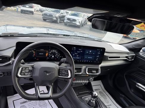 Used 2024 Ford Mustang GT Premium image 15