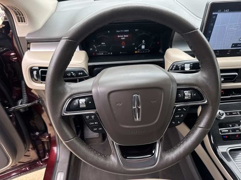 Certified 2023 Lincoln Nautilus FWD w/ Premium Package image 22