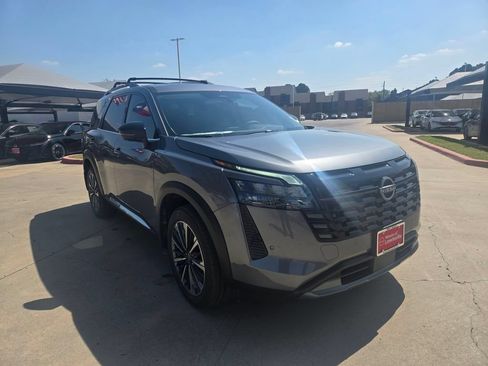 New 2026 Nissan Pathfinder SV FWD image 7