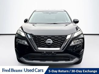 Used 2023 Nissan Rogue SV video 2