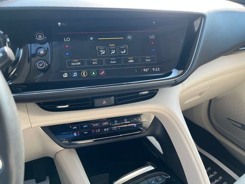 Used 2023 Buick Envision Avenir AWD/4WD image 17