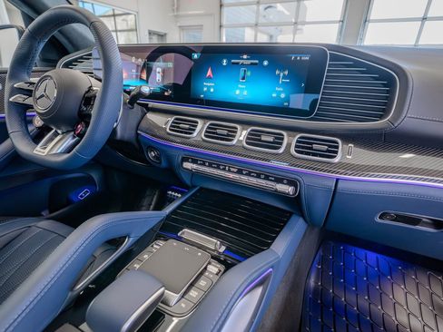 New 2026 Mercedes-Benz GLE 63 AMG S image 19