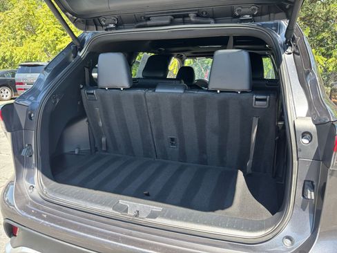 Used 2025 Toyota Highlander XSE AWD/4WD image 35
