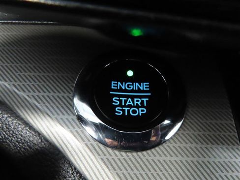 Used 2020 Ford Explorer XLT RWD image 21