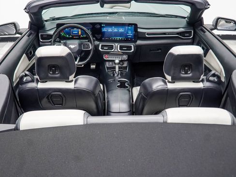 Used 2024 Ford Mustang Premium RWD image 5