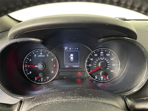 Used 2018 Kia Forte S image 5