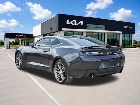 Used 2016 Chevrolet Camaro SS RWD image 7