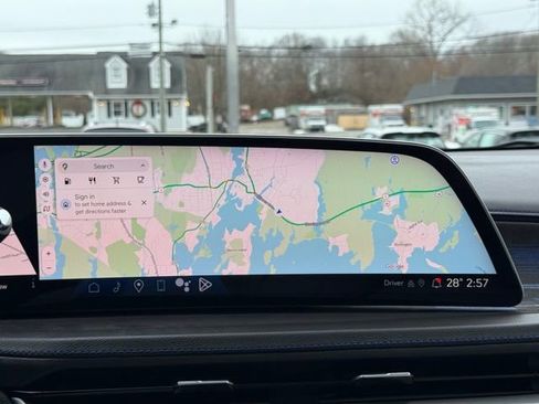 Used 2024 Cadillac XT4 Sport image 38