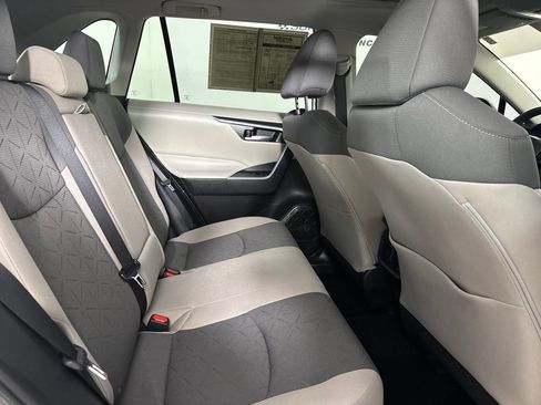 Used 2025 Toyota RAV4 XLE w/ Convenience Package FWD image 29