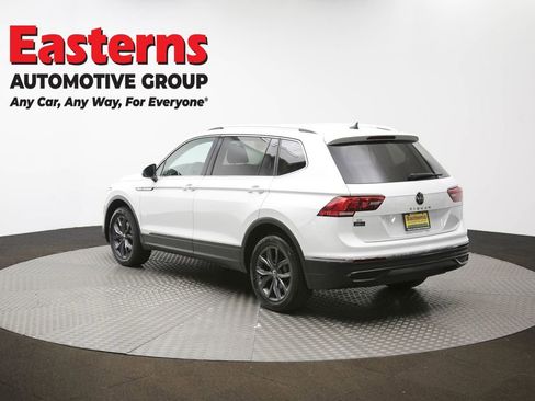 Used 2023 Volkswagen Tiguan SE image 62